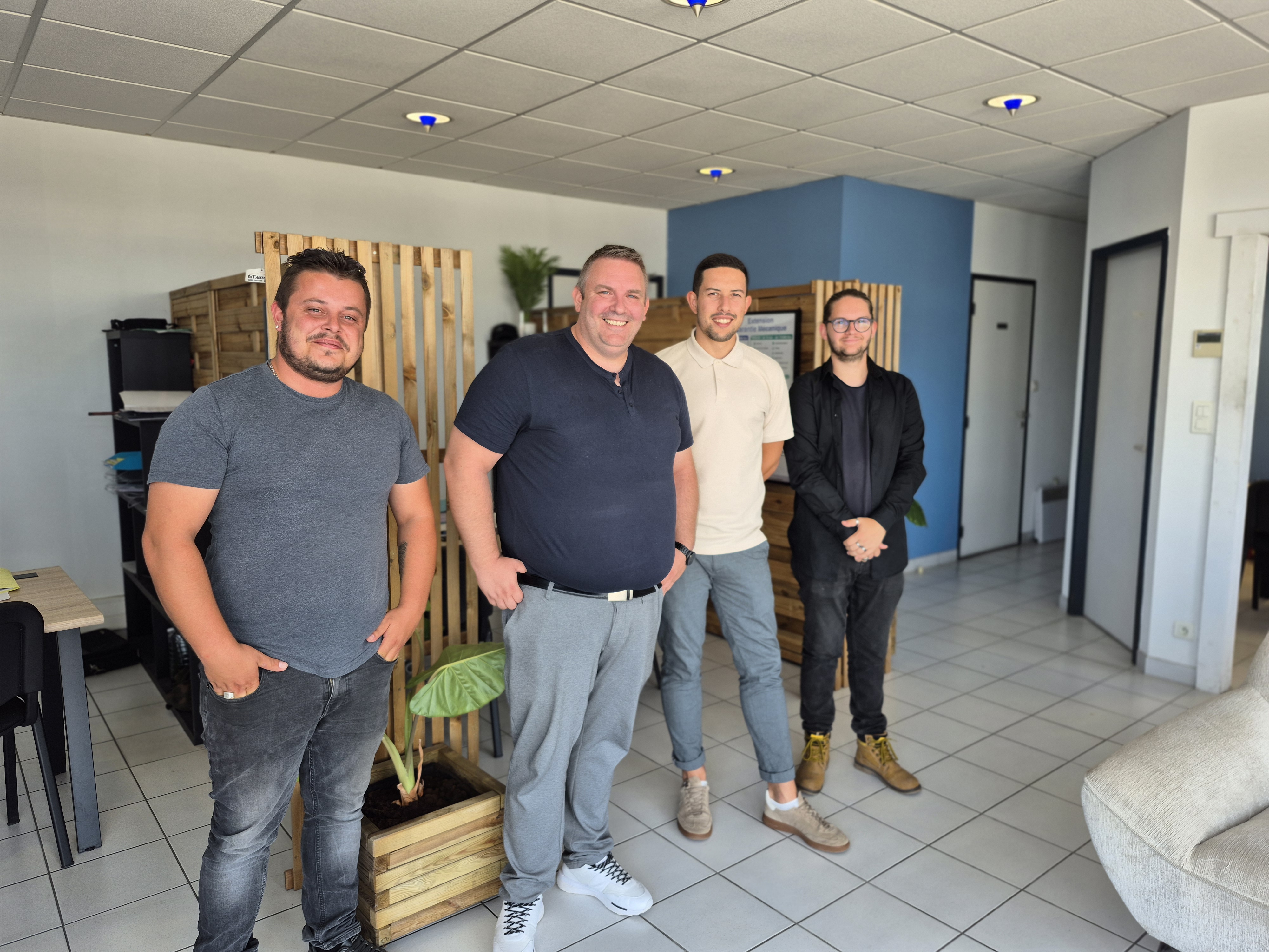 Portrait de L'Équipe IDE AUTO Challans - Conseillers Commerciaux & Experts Automobiles